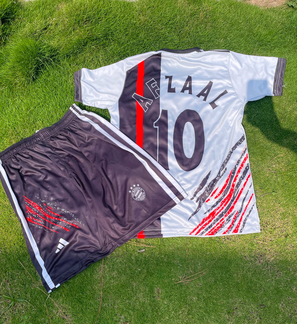 Bayern Phantom Strike Jersey